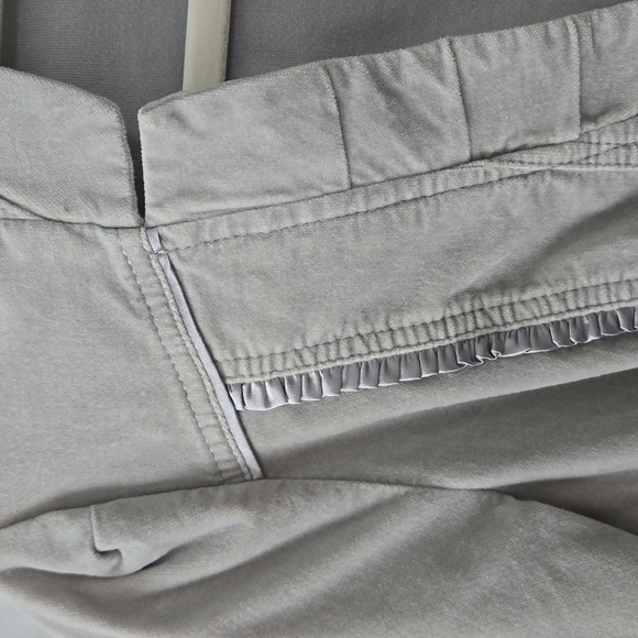 WHBM White House Black Market Grey Velvet Blazer with Grey Satin Trim Sz 4 - Picture 9 of 15